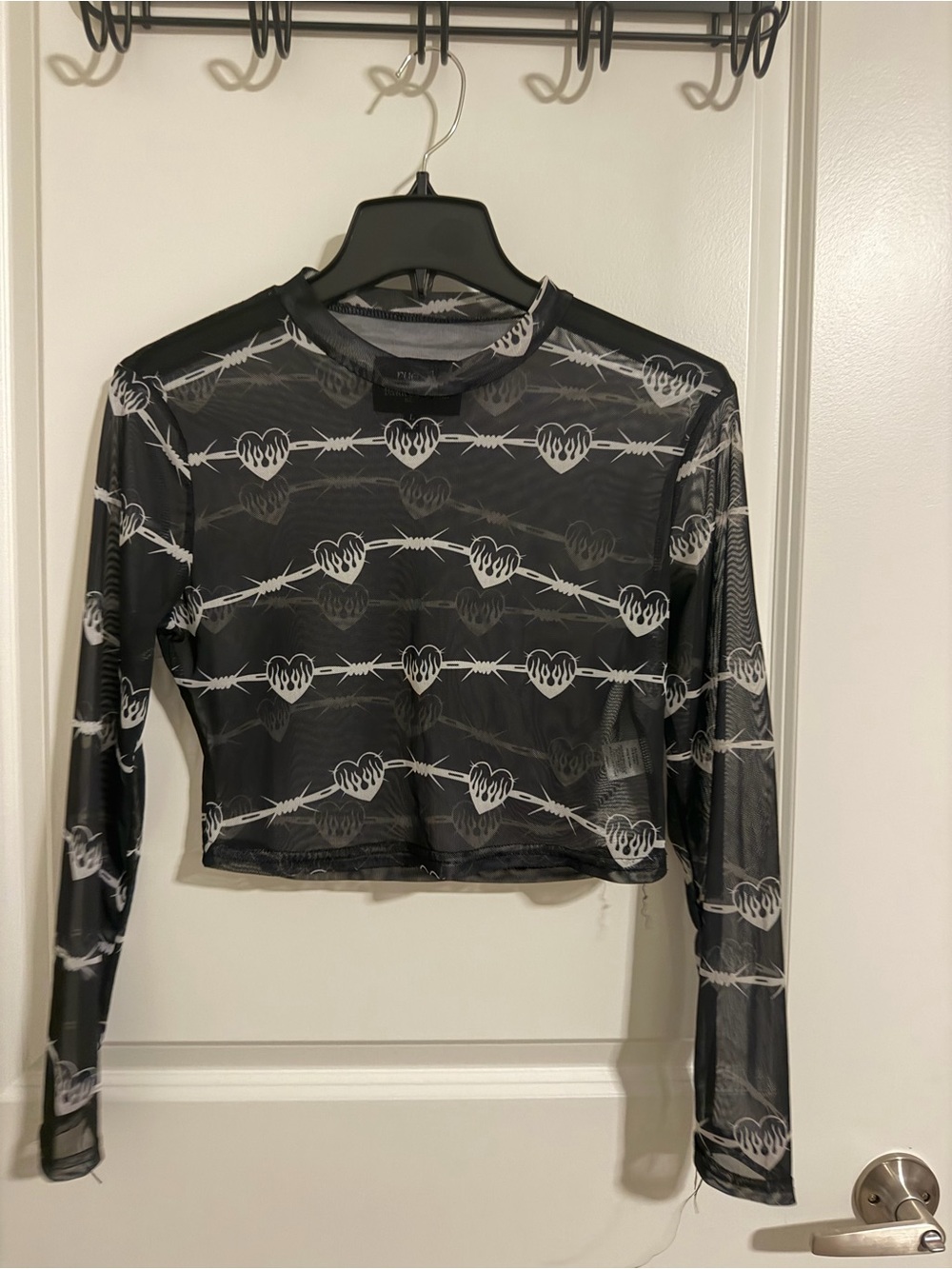 Rue21 Black Sheer Mesh Long-Sleeve Crop Top with White Barbed-Wire Heart Print